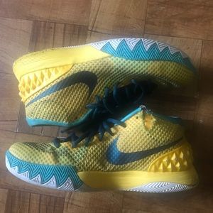 Nike kyrie Irving 1 basketball sneakers men